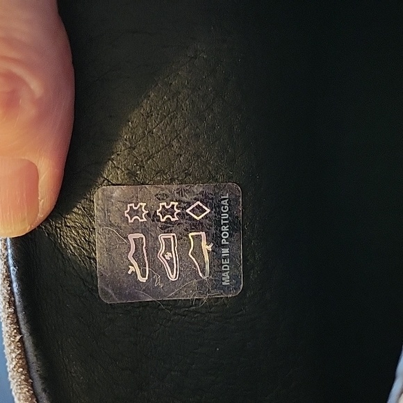 Unitnyndiversity NWOB Suede  Boots - Picture 8 of 9